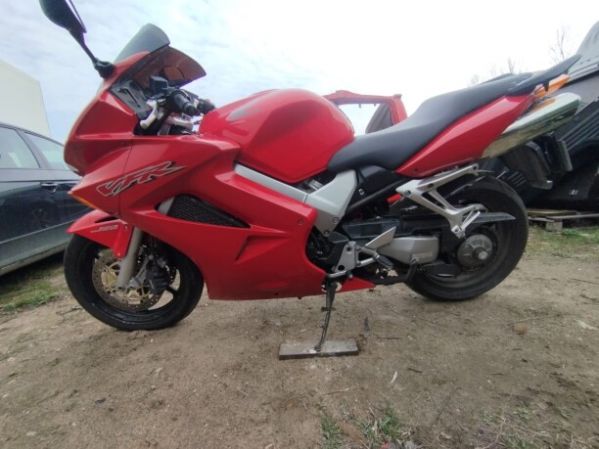 Honda VFR, 2001 г.