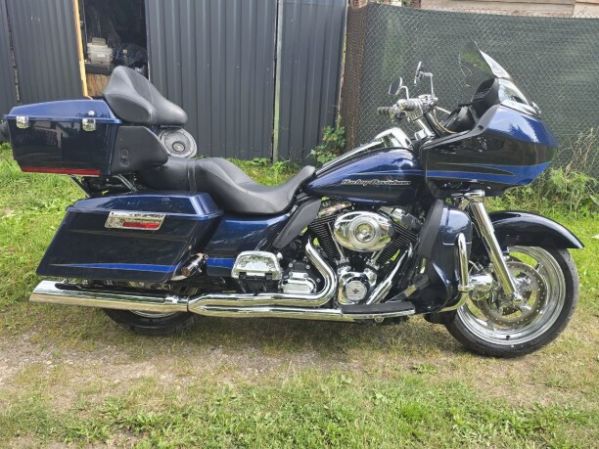 Harley-Davidson Road Glide FLTRU Ultra, 2012 г.
