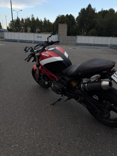Ducati Monster, 2011 г.