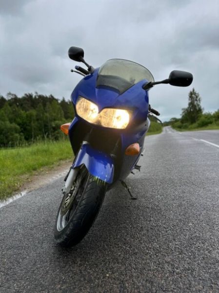 Honda VFR, 2001 г.
