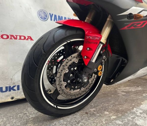 Yamaha YZF R1, 2005 г.
