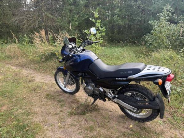 Suzuki XF 650, 2001 г.