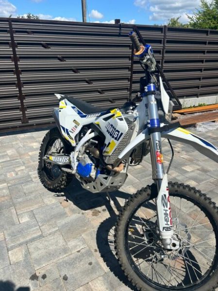 Avantis 300 Carb Enduro PRO, 2019 г.