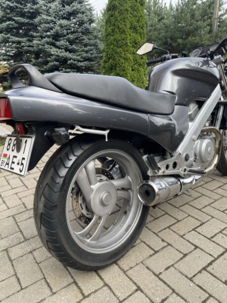 Honda NTV, 1990 г.