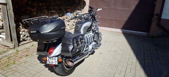 Triumph Rocket 3 классик, 2007 г.