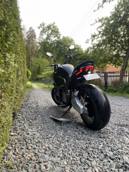 Эксклюзив Редкая модель DIAVEL, 2024 г.