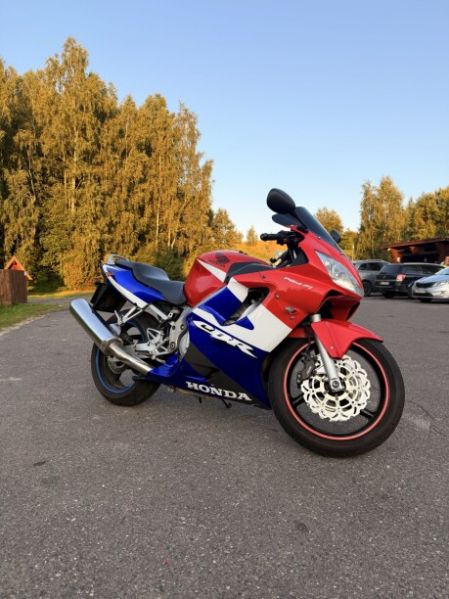 Honda CBR F4i, 2003 г.