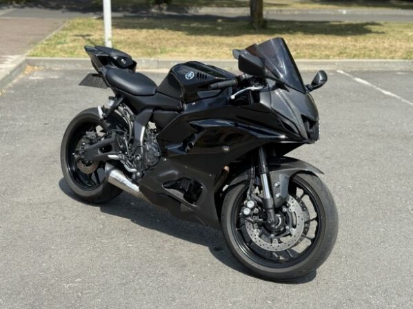 Yamaha YZF R7, 2023 г.