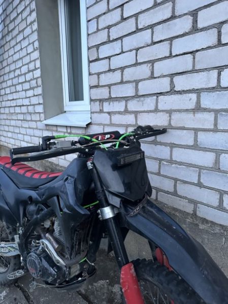 BSE Z5 Neon Black, 2023 г.