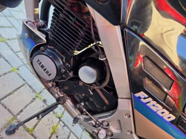 Yamaha FJ, 1991 г.