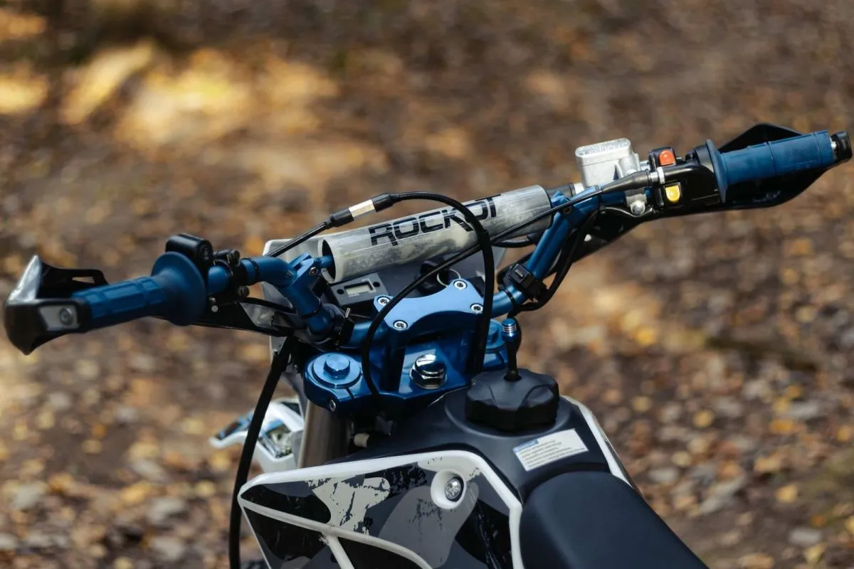 Пит-байк ROCKOT HI-TECH 125 Comandante 2.0, 2026 г.