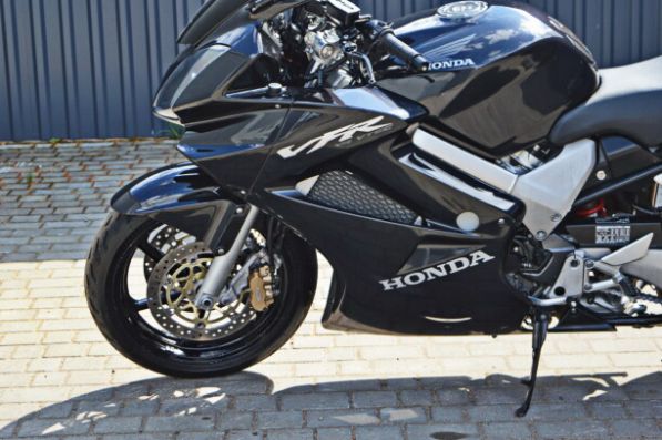 Honda VFR 800 Vtec c ABS, 2004 г.
