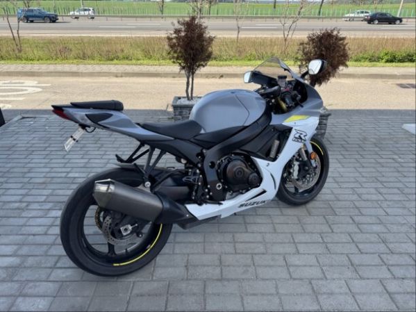 Suzuki GSX-R, 2022 г.