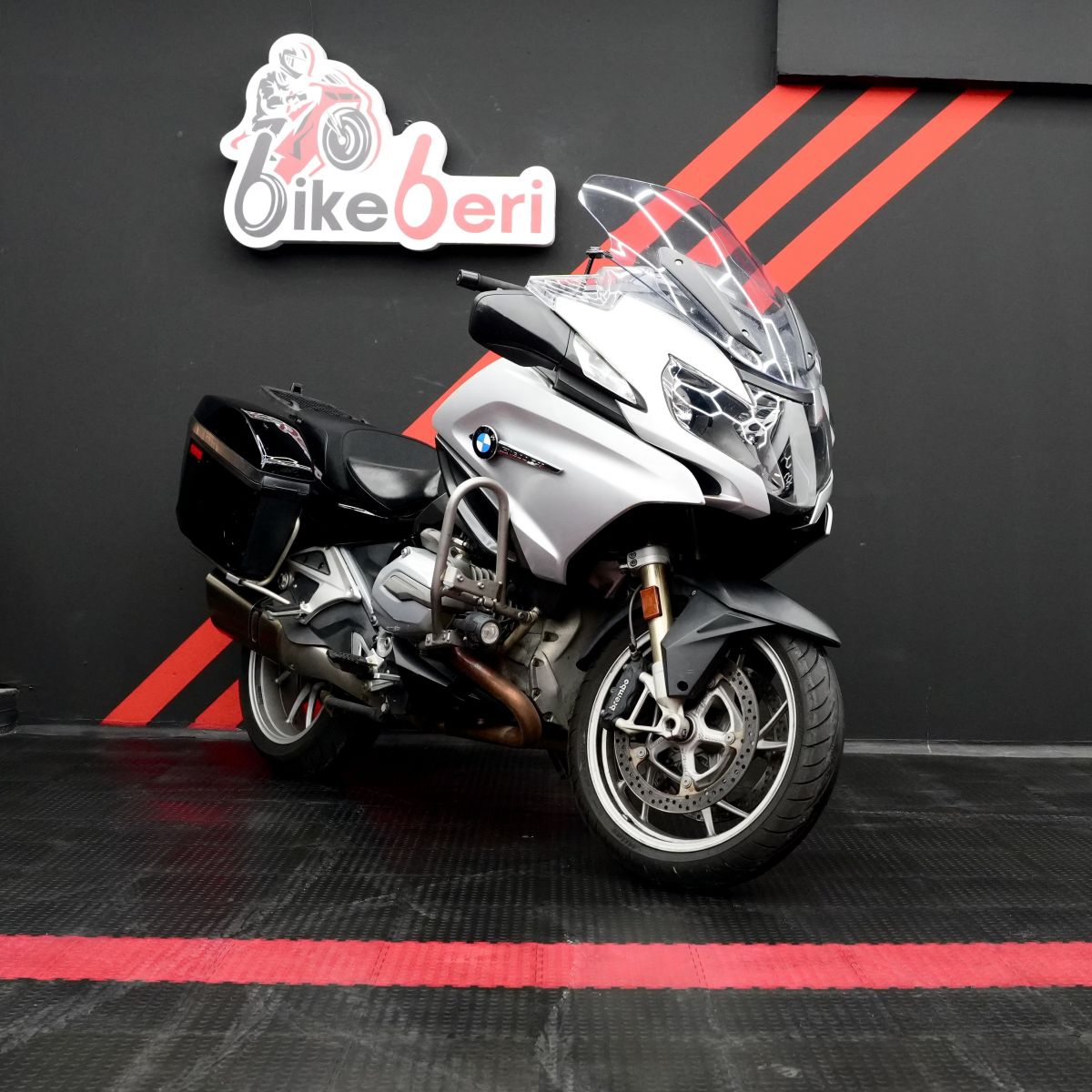BMW R1200 RT 2017 года