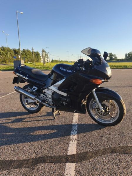 Kawasaki ZZR, 1994 г.
