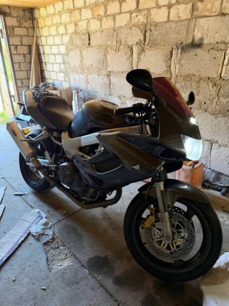 Honda VTR, 1998 г.