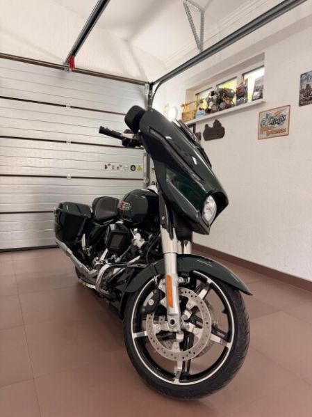 Harley-Davidson Street Glide FLHX, 2024 г.