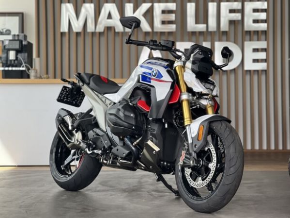 BMW R 1300 Performance, 2026 г.