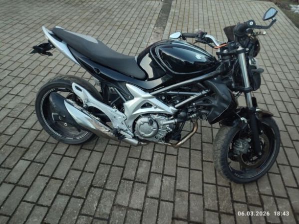 Suzuki SFV 650 Gladius, 2010 г.