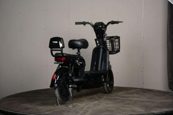 Эксклюзив Редкая модель Volt Ezzy 500w, 2024 г.