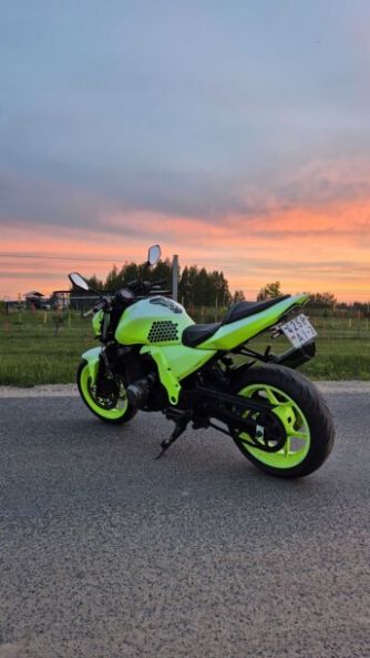 Kawasaki Z, 2004 г.