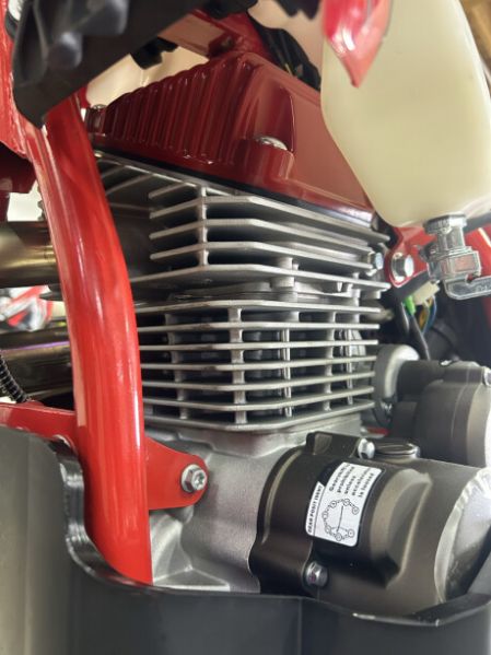 Regulmoto Holeshot, 2025 г.