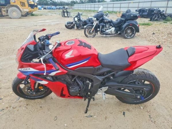 Honda CBR 650R, 2026 г.
