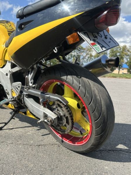 Suzuki GSX-R, 2000 г.