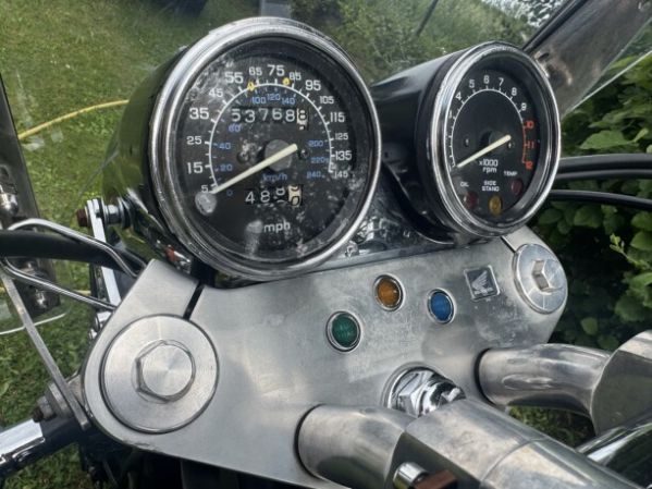 Honda VF VF750C Magna, 2000 г.