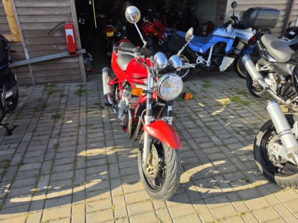 Suzuki Bandit, 2000 г.