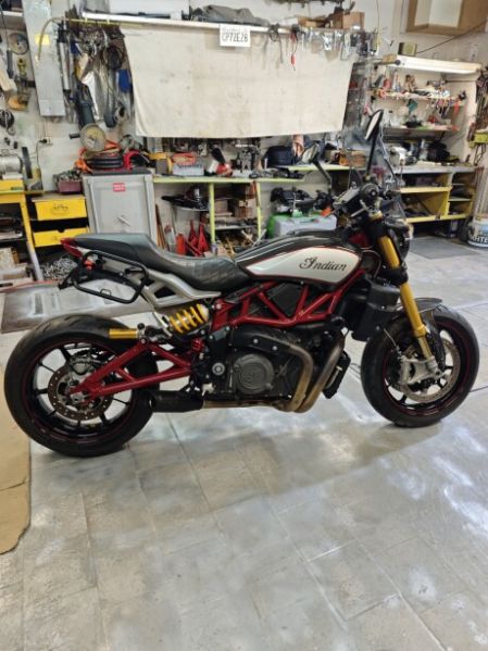 Indian FTR 1200 CARBON R Limited Edition, 2022 г.