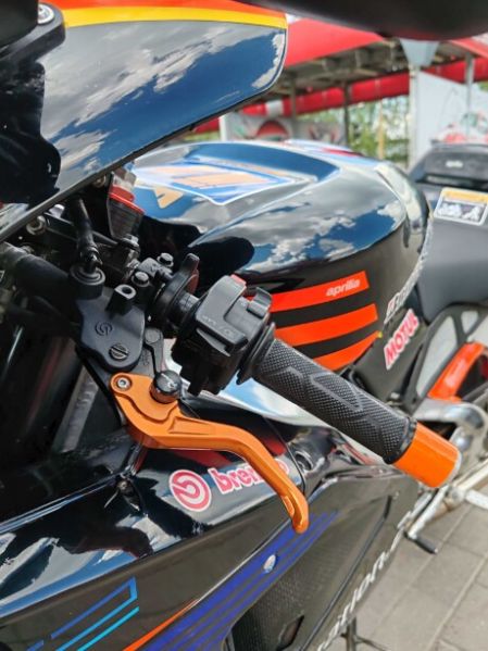 Aprilia RSV 1000R, 2002 г.