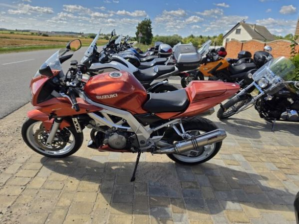 Suzuki SV 1000, 2003 г.