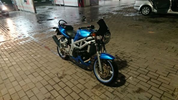 Suzuki SV, 1999 г.