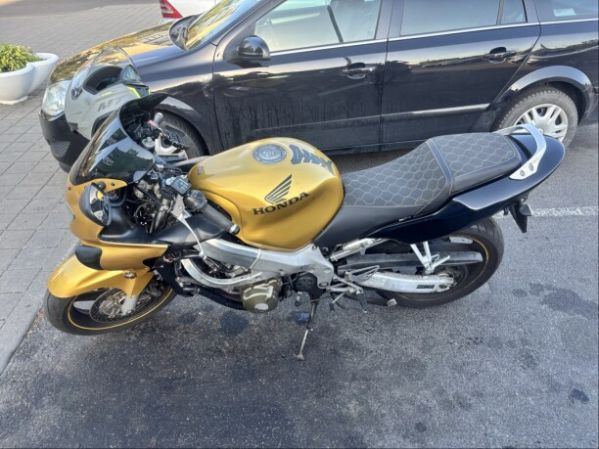 Honda CBR 600 f4, 1999 г.