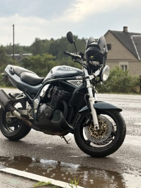 Suzuki Bandit, 2001 г.