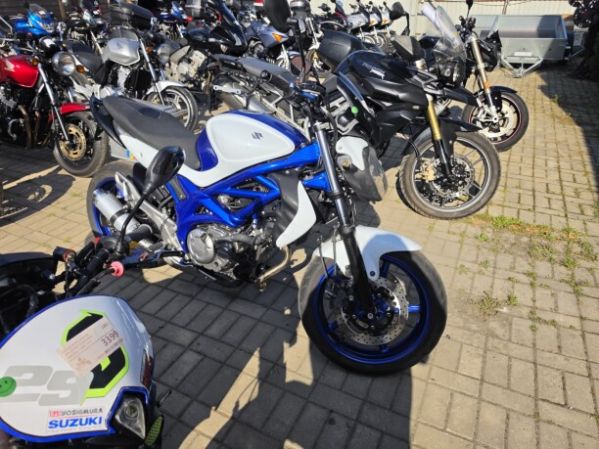Suzuki SFV, 2010 г.