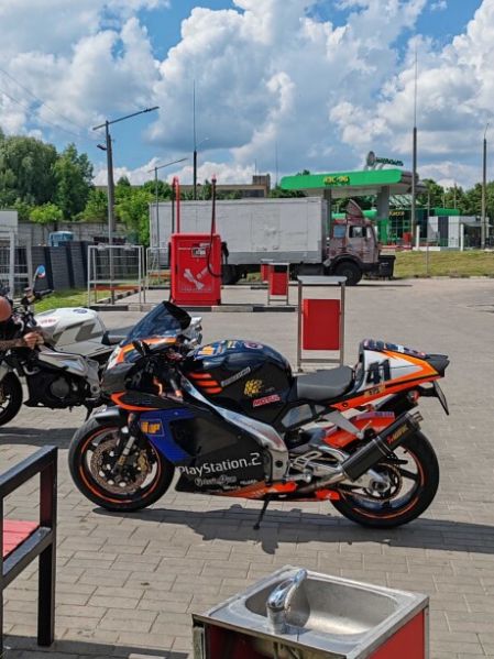 Aprilia RSV 1000R, 2002 г.