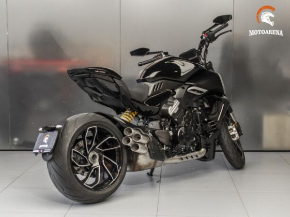 Ducati Diavel V4, 2023 г.