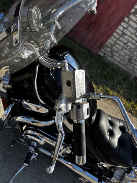 Suzuki Intruder vs 800 GLP, 2000 г.