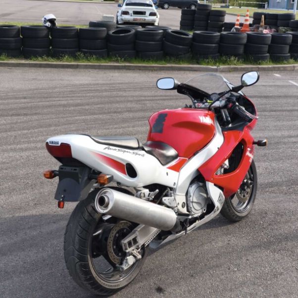 Yamaha YZF YZF1000 Thunderace, 1996 г.