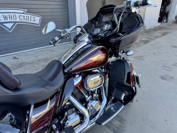 Harley-Davidson CVO Road Glide 120 Anniversary Limited, 2023 г.