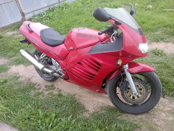 Suzuki RF, 1995 г.