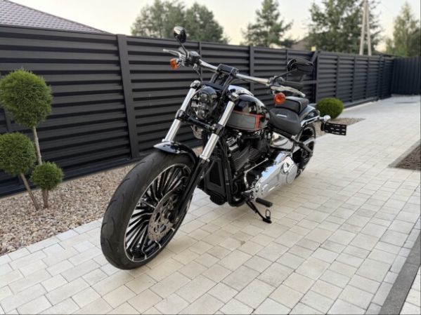Harley-Davidson Breakout, 2024 г.