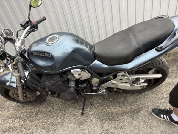 Suzuki Bandit, 2001 г.