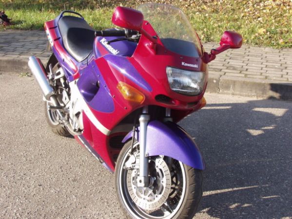 Kawasaki ZZR, 1993 г.