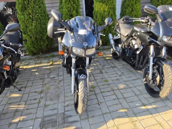 Yamaha FZS, 1999 г.