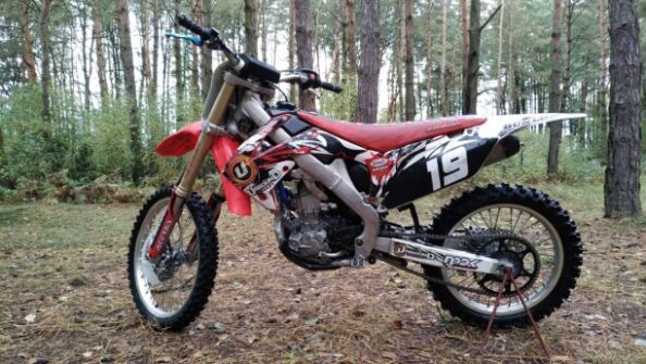 Honda CRF R, 2011 г.