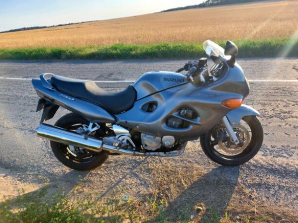 Suzuki Katana GSX750, 2003 г.