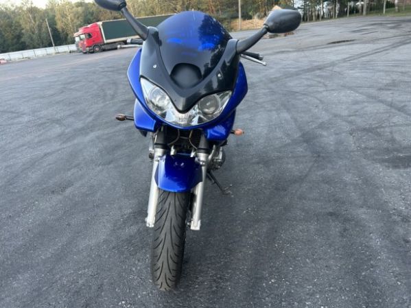 Suzuki Bandit, 2002 г.